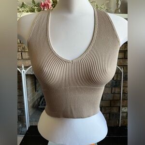 Its a cute crop top from Dynamite!